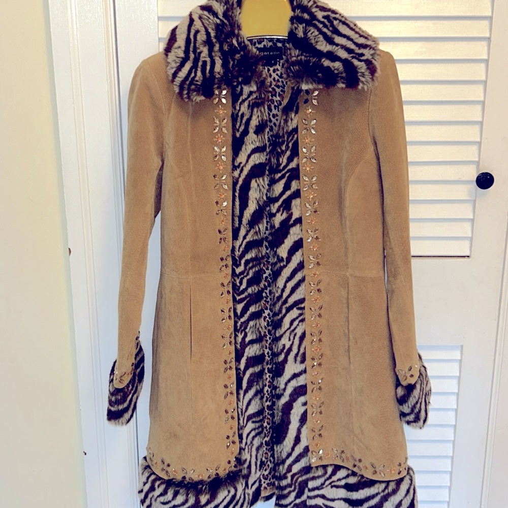 Gorgeous suede coat from Bagstelle -